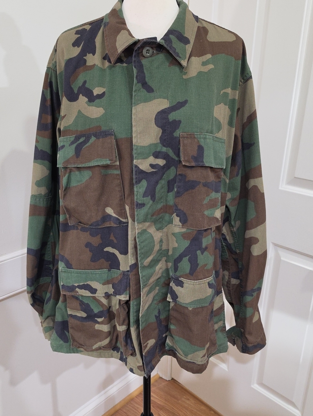1990 Authentic US Military M81 Woodland Camo BDU Combat Jacket - Size M-R